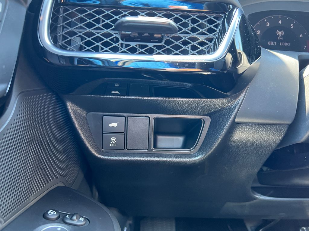 Thumbnail: 2025 Acura ADX - 16