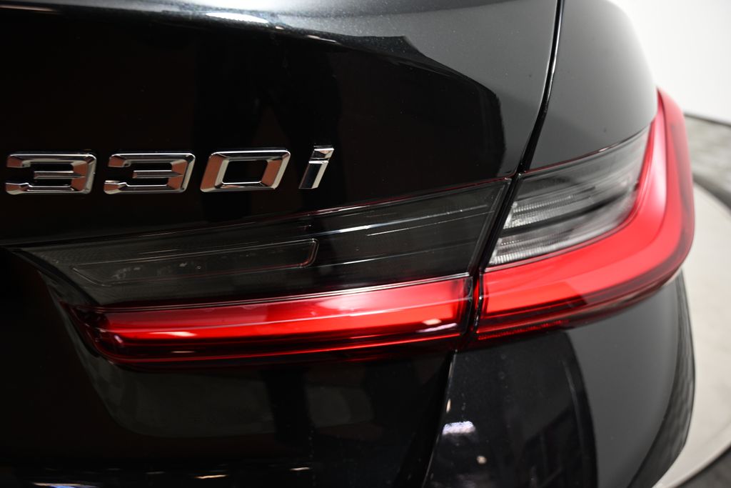 Thumbnail: 2026 BMW 3 Series - 11