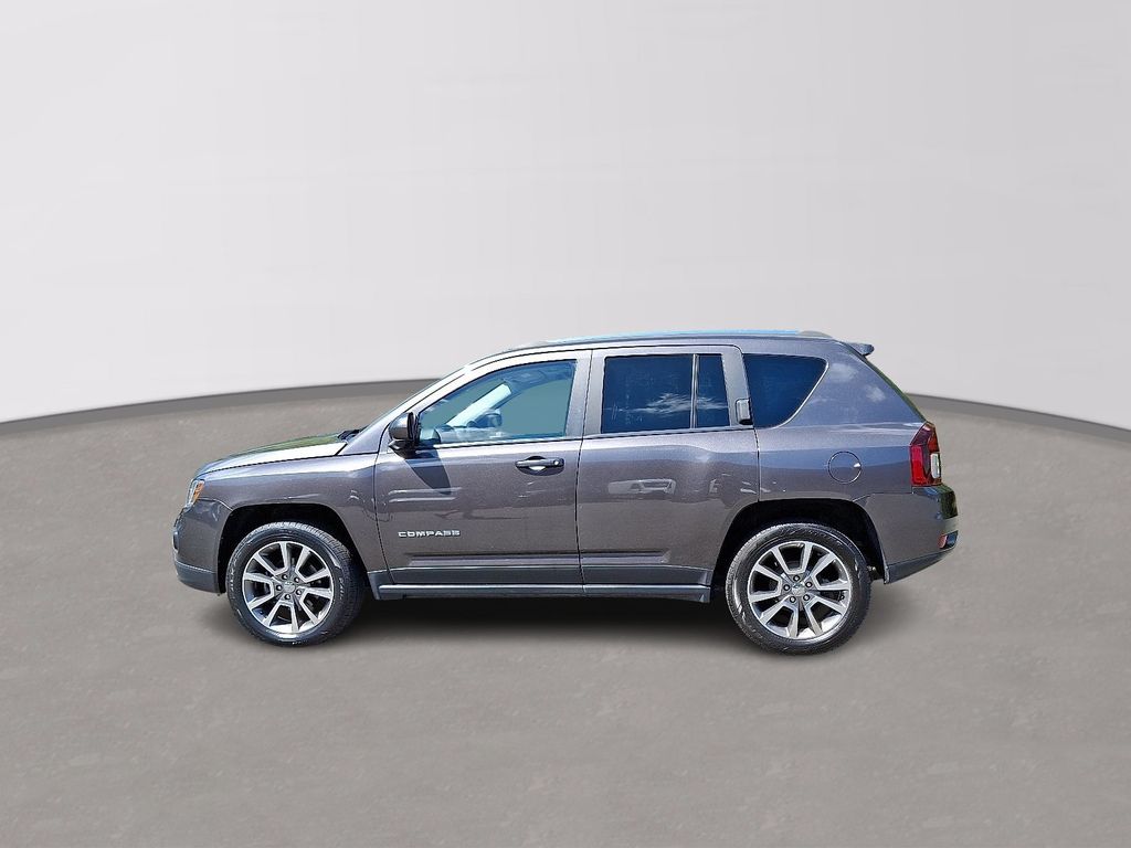 Thumbnail: 2017 Jeep Compass - 7