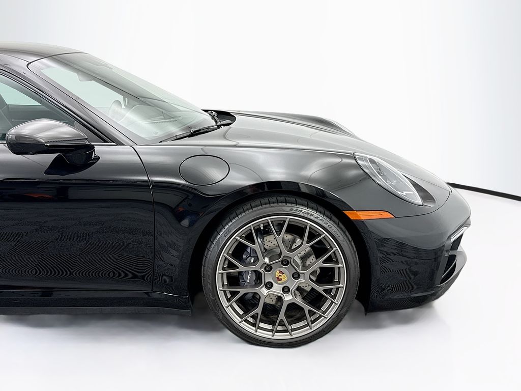 Thumbnail: 2022 Porsche 911 - 11