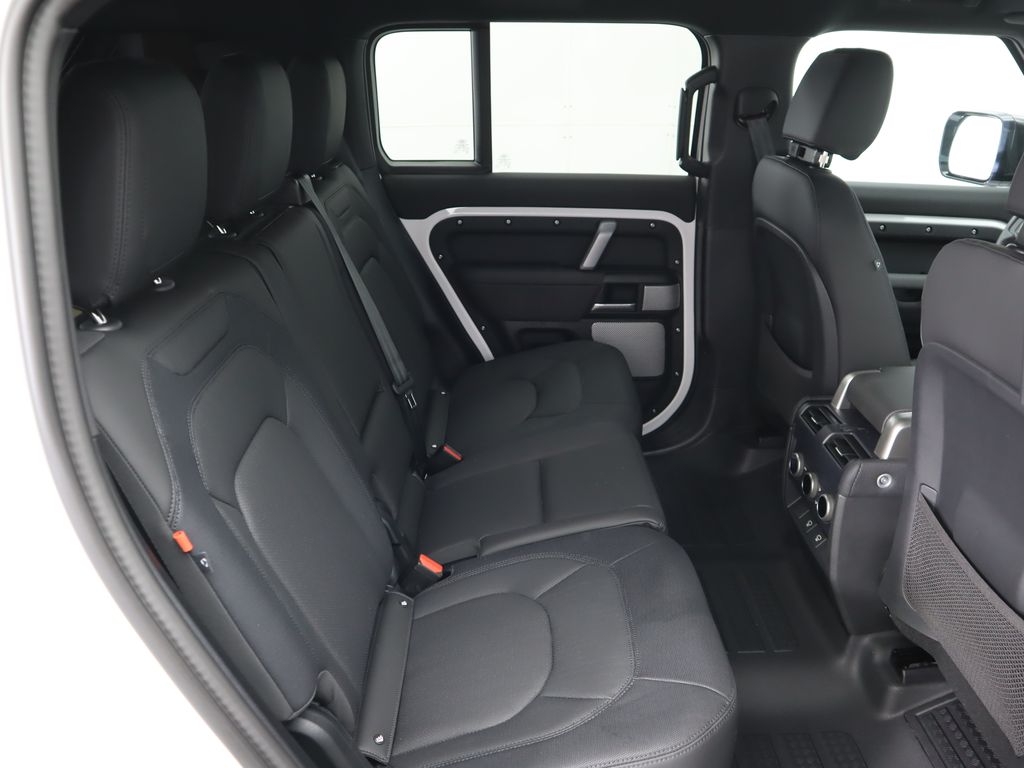 Thumbnail: 2024 Land Rover Defender - 23