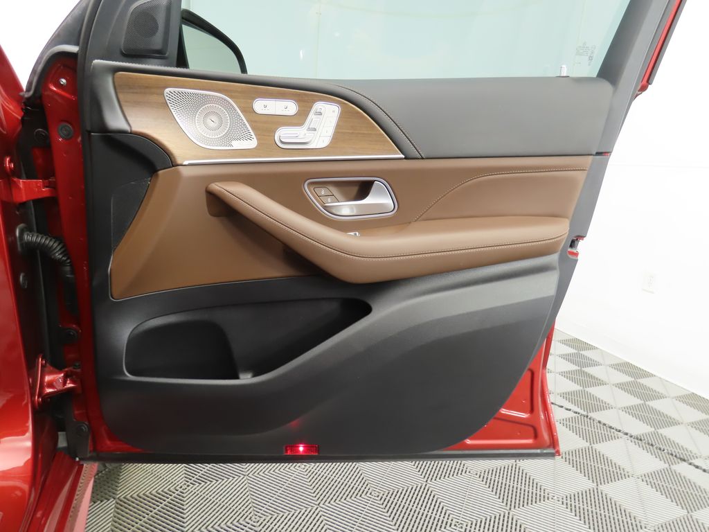 Thumbnail: 2024 Mercedes-Benz GLE - 26