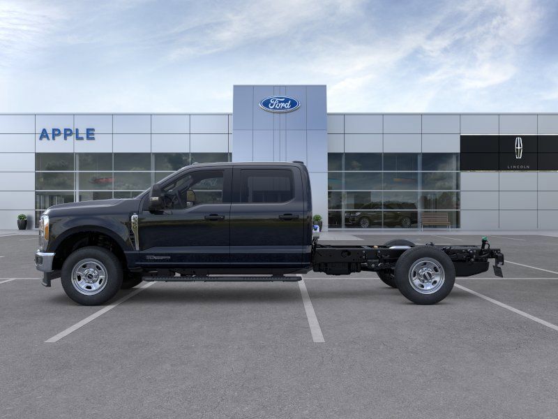 2026 Ford F-350 Chassis XL