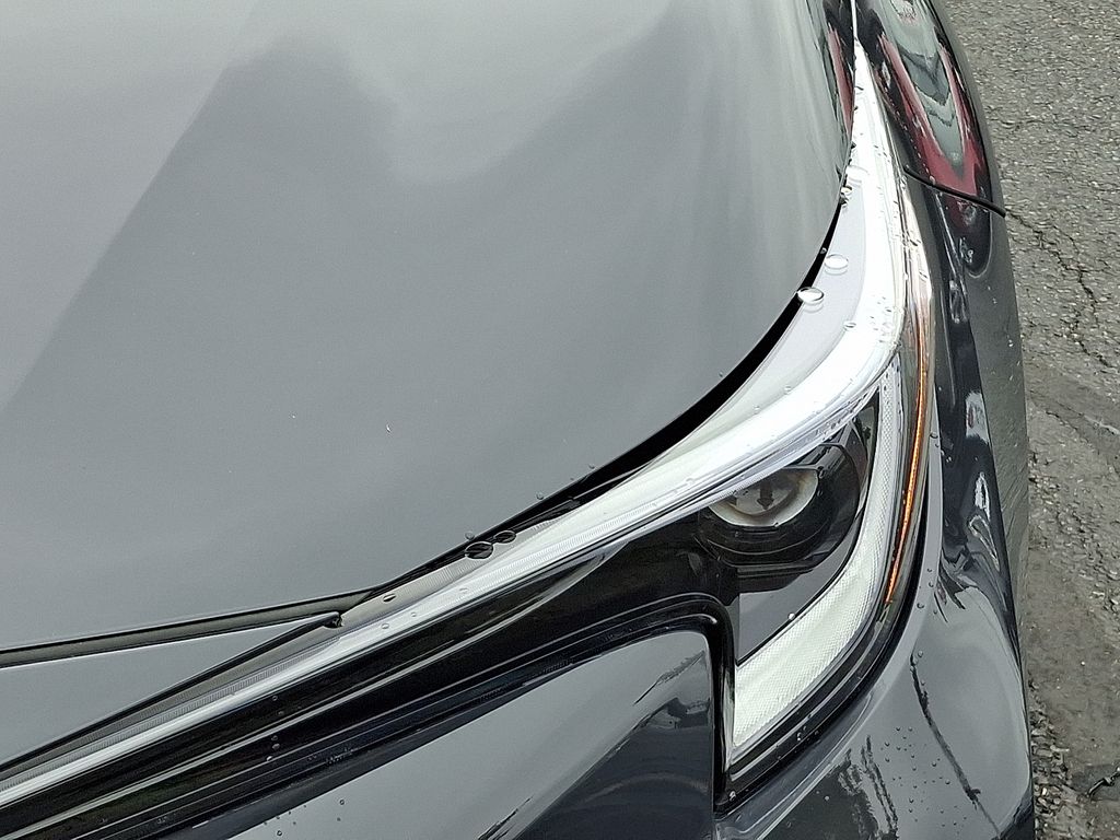 Thumbnail: 2025 Toyota Corolla - 9