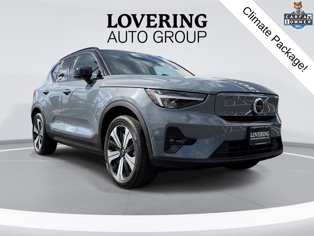 Gray Metallic 2023 Volvo XC40 Recharge Twin Plus eAWD SUV / Crossover All-Wheel Drive 1-Speed Automatic