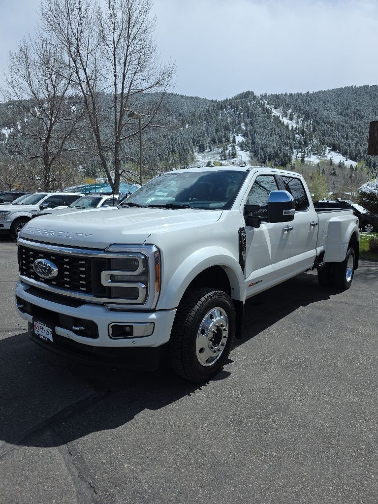 White 2023 Ford F-450 Super Duty Pickup Truck Four-Wheel Drive Automatic