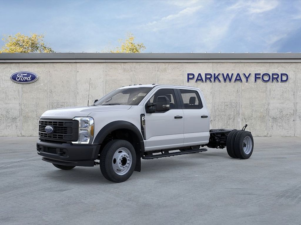2026 Ford F-450 XL Crew Cab 179-In DRW's photo