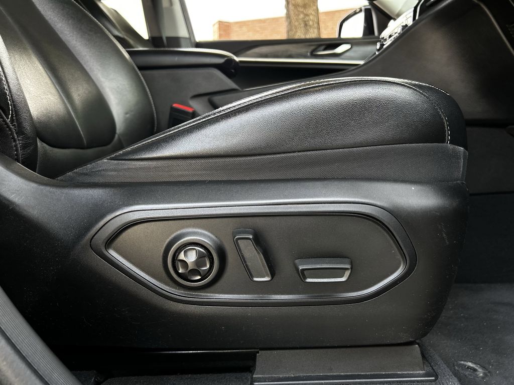car-gallery-32