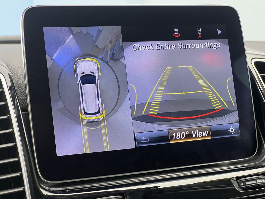 Thumbnail: 2018 Mercedes-Benz GLE - 15