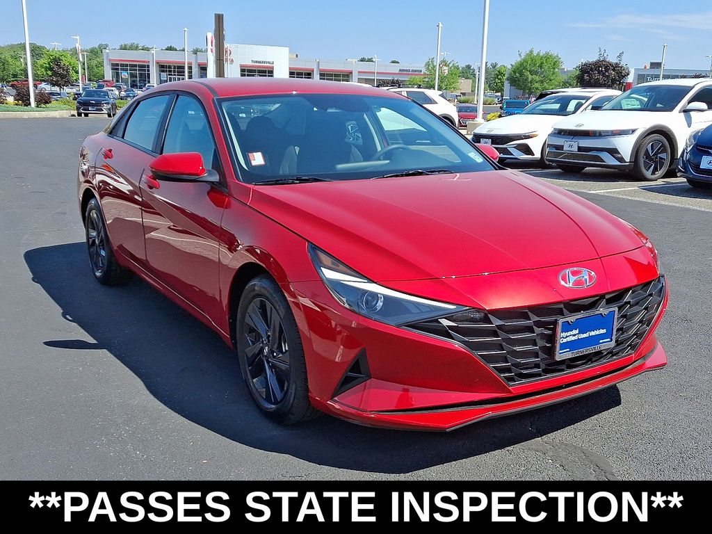 Thumbnail: 2023 Hyundai Elantra - 4
