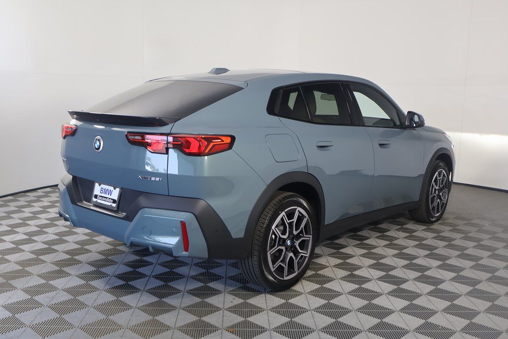 Thumbnail: 2025 BMW X2 - 2