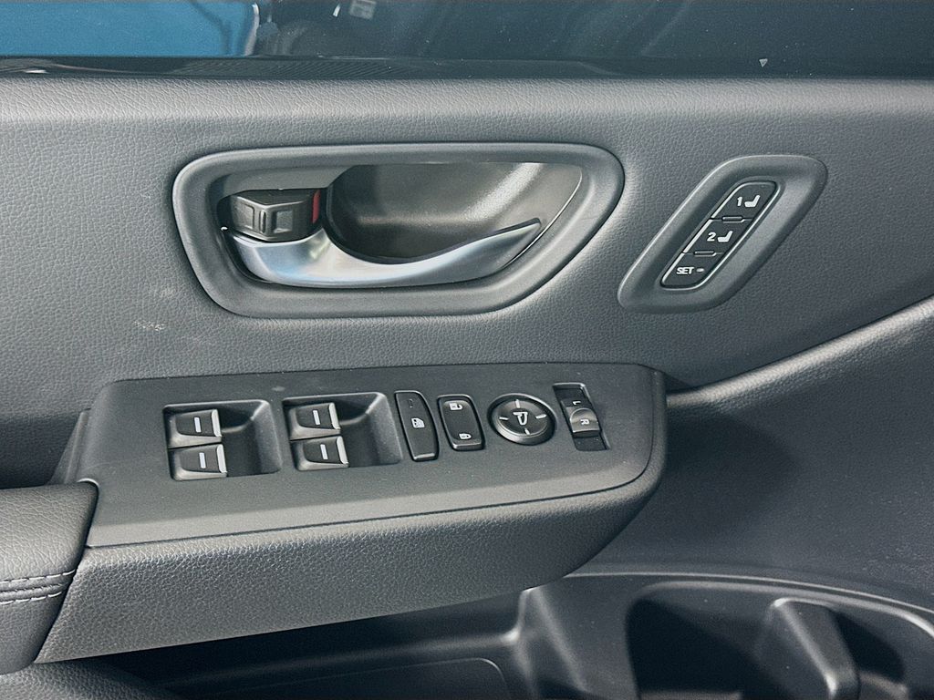 Thumbnail: 2025 Honda Pilot - 19