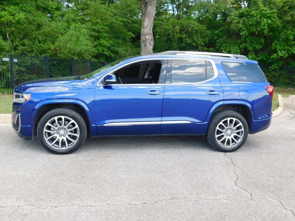 2023 GMC Acadia Denali 2