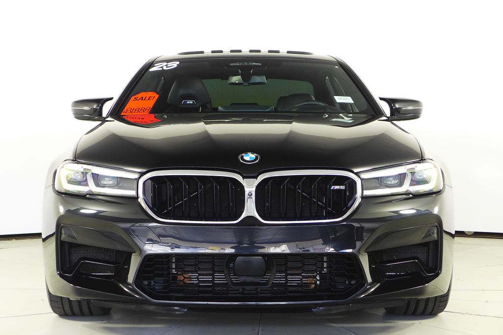 Thumbnail: 2023 BMW M5 - 3