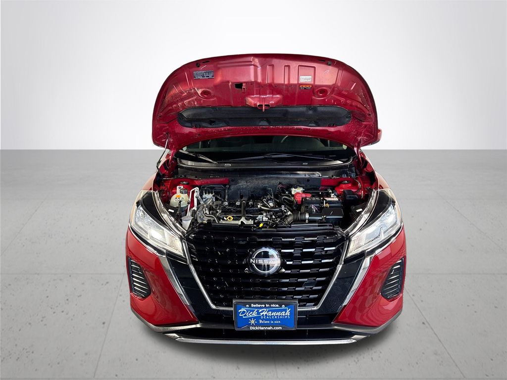 2022 Nissan Kicks SV