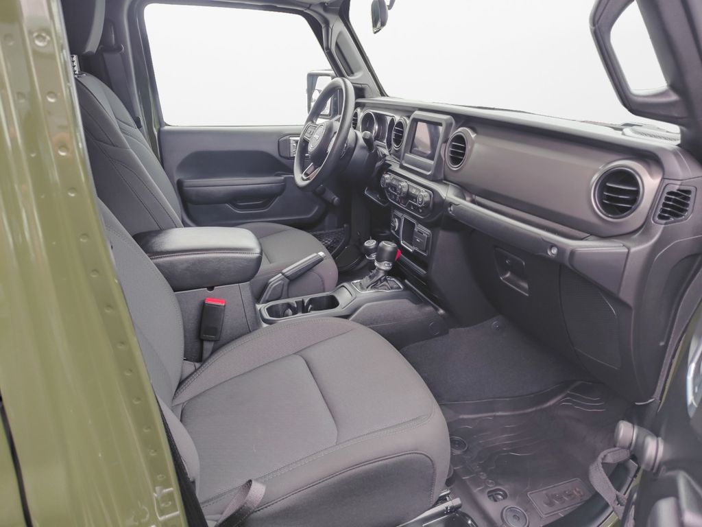 Used Car 2022 Jeep Gladiator  Sport For Sale Under $40,000 In Austin, Texas