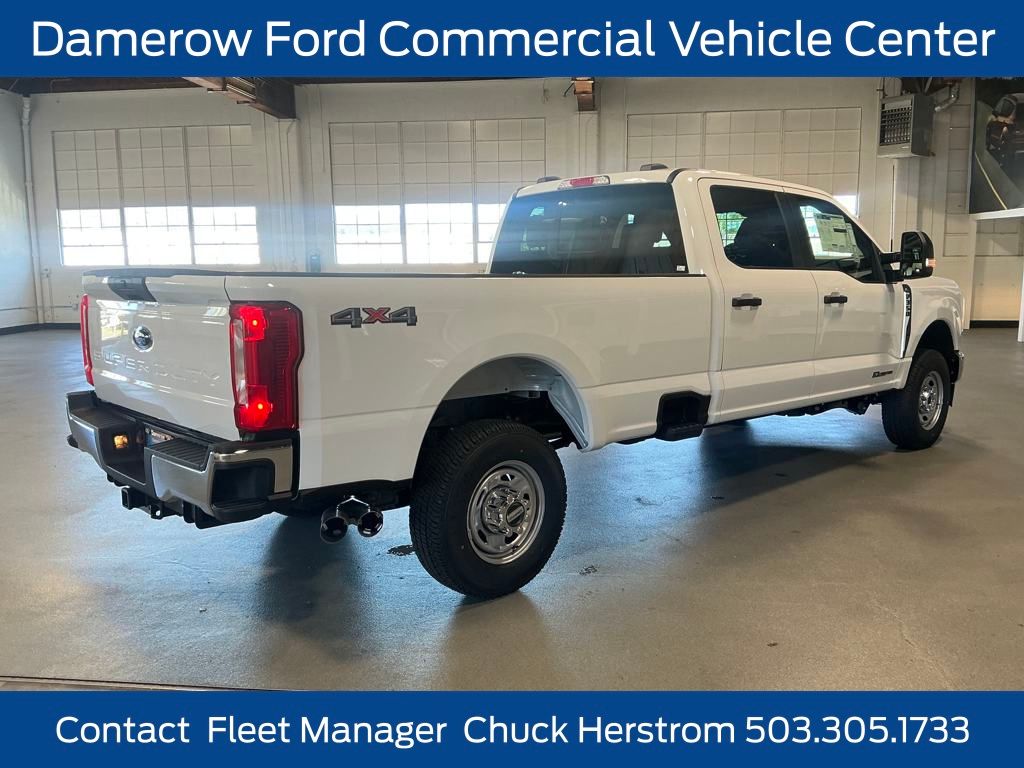 2025 Ford F-350SD  photo