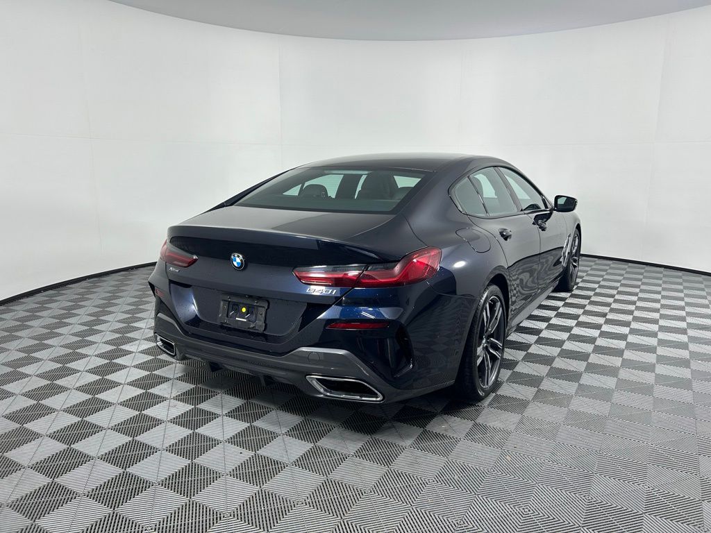 Thumbnail: 2023 BMW 8 Series - 5