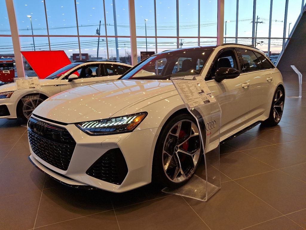 2025 Audi RS 6 4.2 3