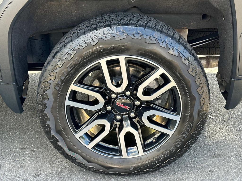 Thumbnail: 2023 GMC Sierra 1500 - 14