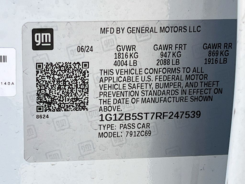Used 2024 White Chevrolet LS image 29
