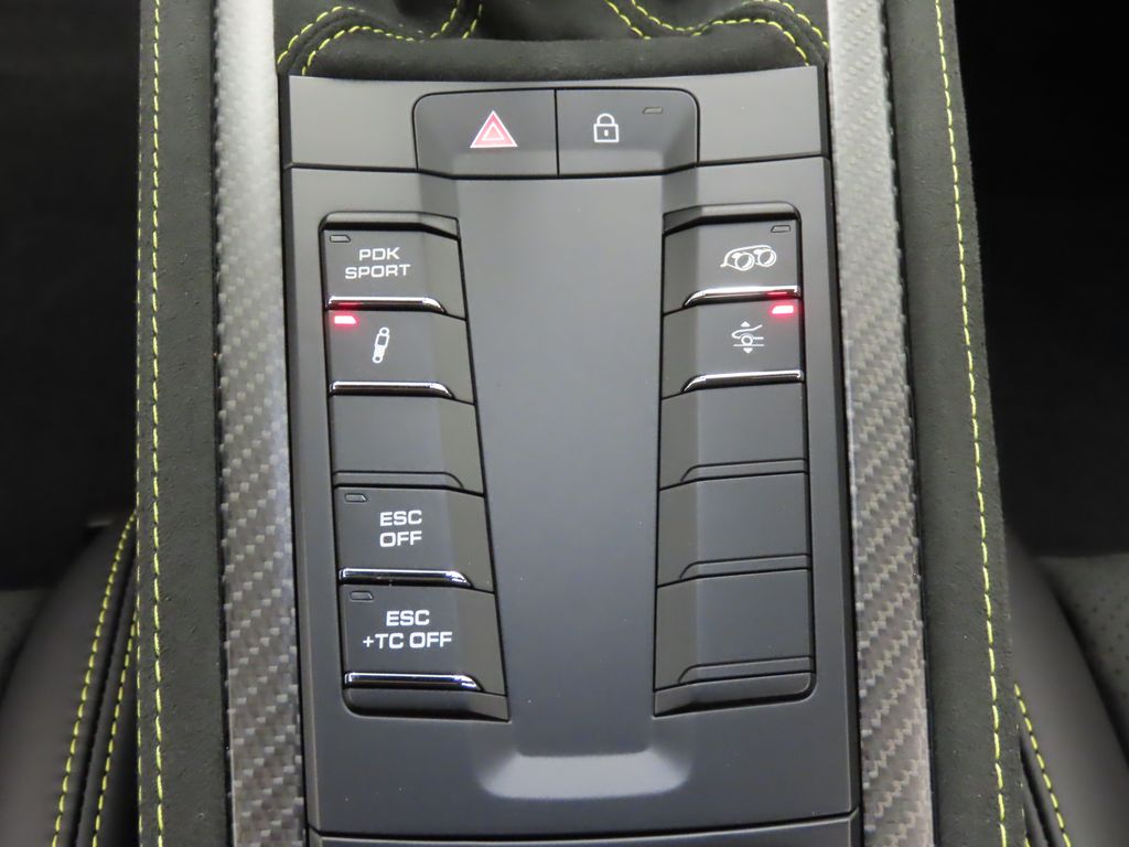Thumbnail: 2025 Porsche 718 Cayman - 31
