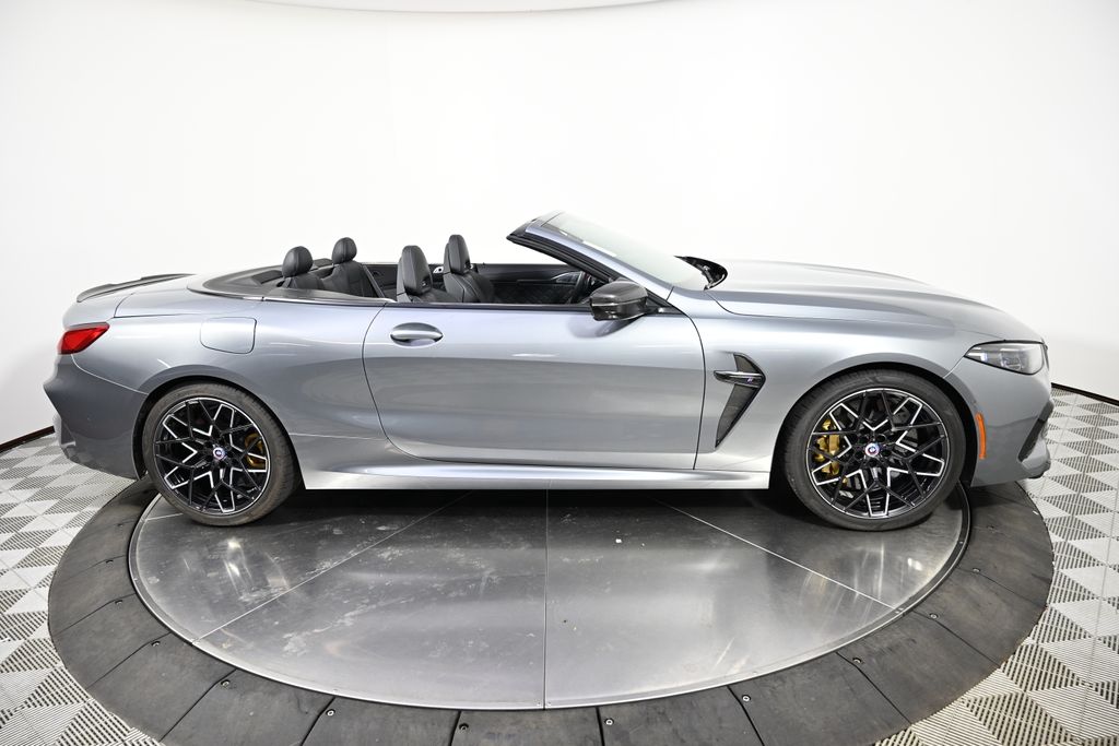 Thumbnail: 2023 BMW M8 - 12