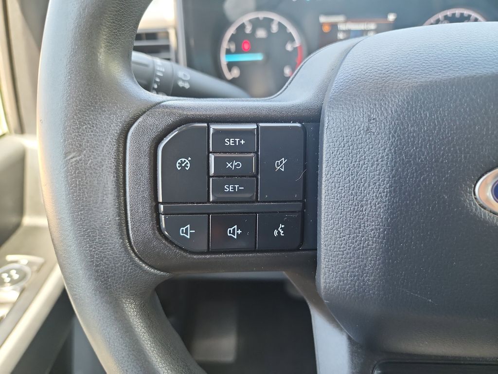 2024 Ford F-250SD XLT photo