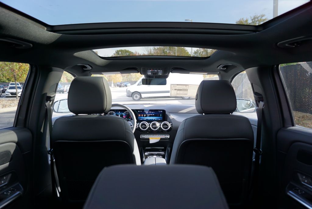 Thumbnail: 2026 Mercedes-Benz GLA - 19