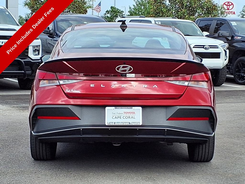 Used 2025 Hyundai Elantra Sedan