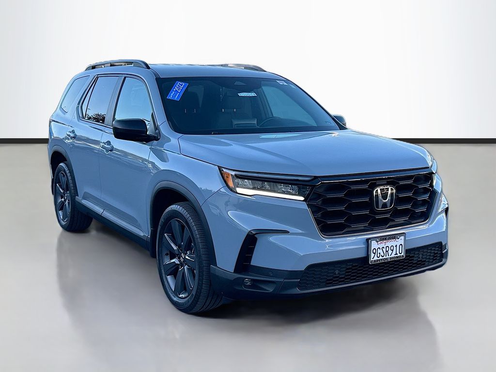 Thumbnail: 2023 Honda Pilot - 3