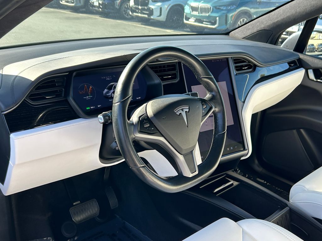 2018 Tesla Model X 75D 15