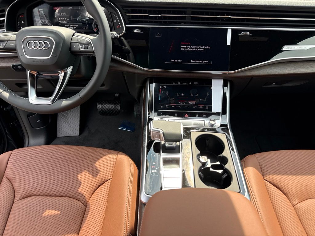 Thumbnail: 2027 Audi Q8 - 26
