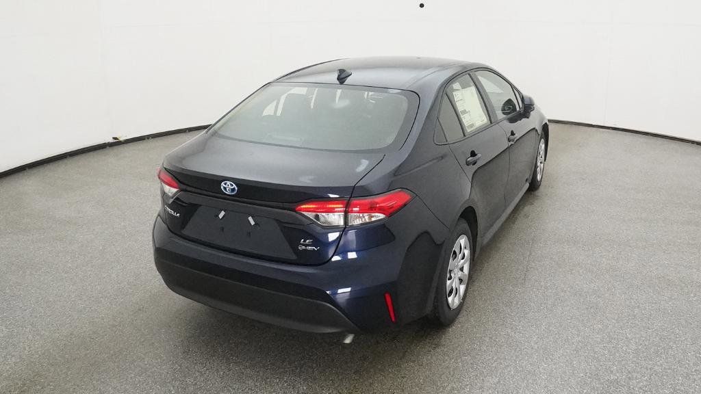 2025 Toyota Corolla LE 17
