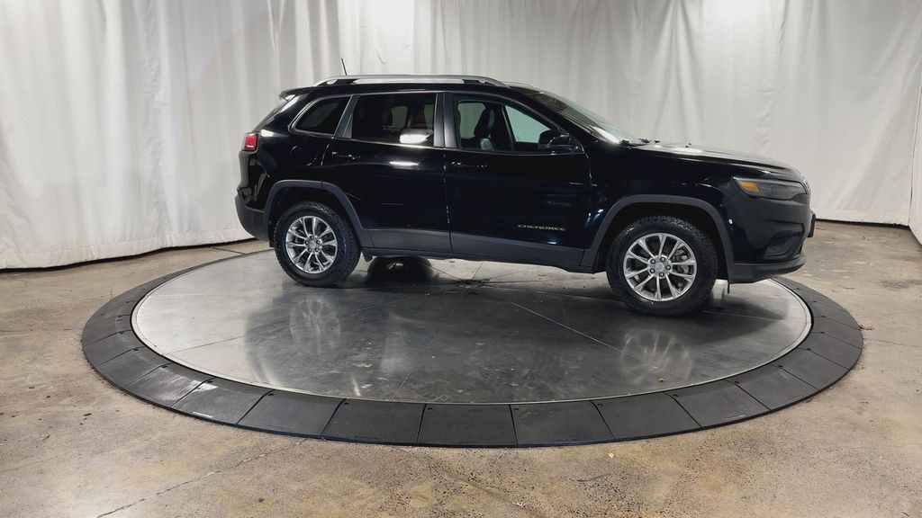 used 2019 Jeep Cherokee car, priced at $16,702