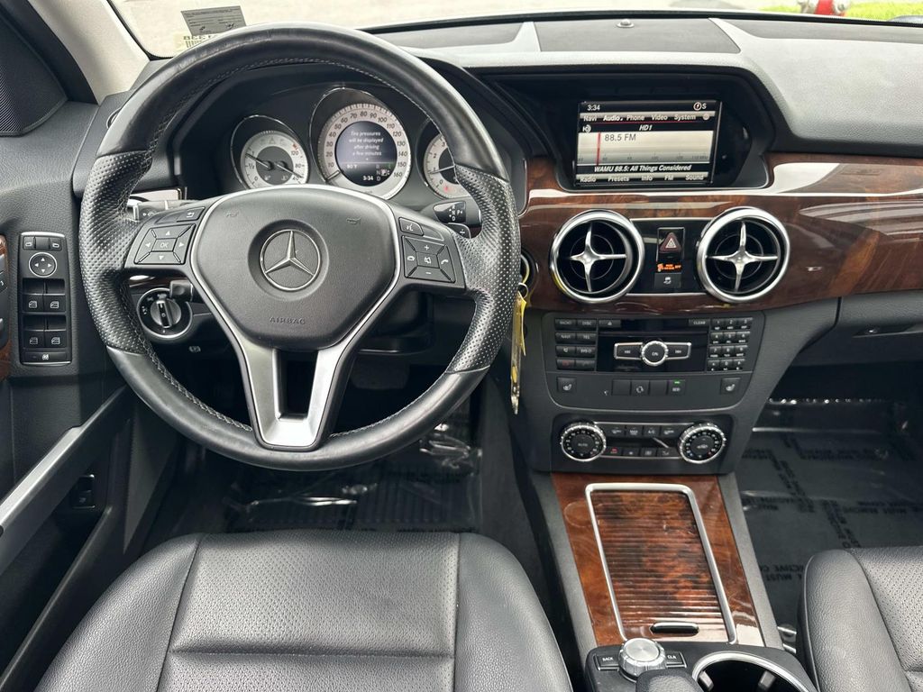 Thumbnail: 2015 Mercedes-Benz GLK - 20