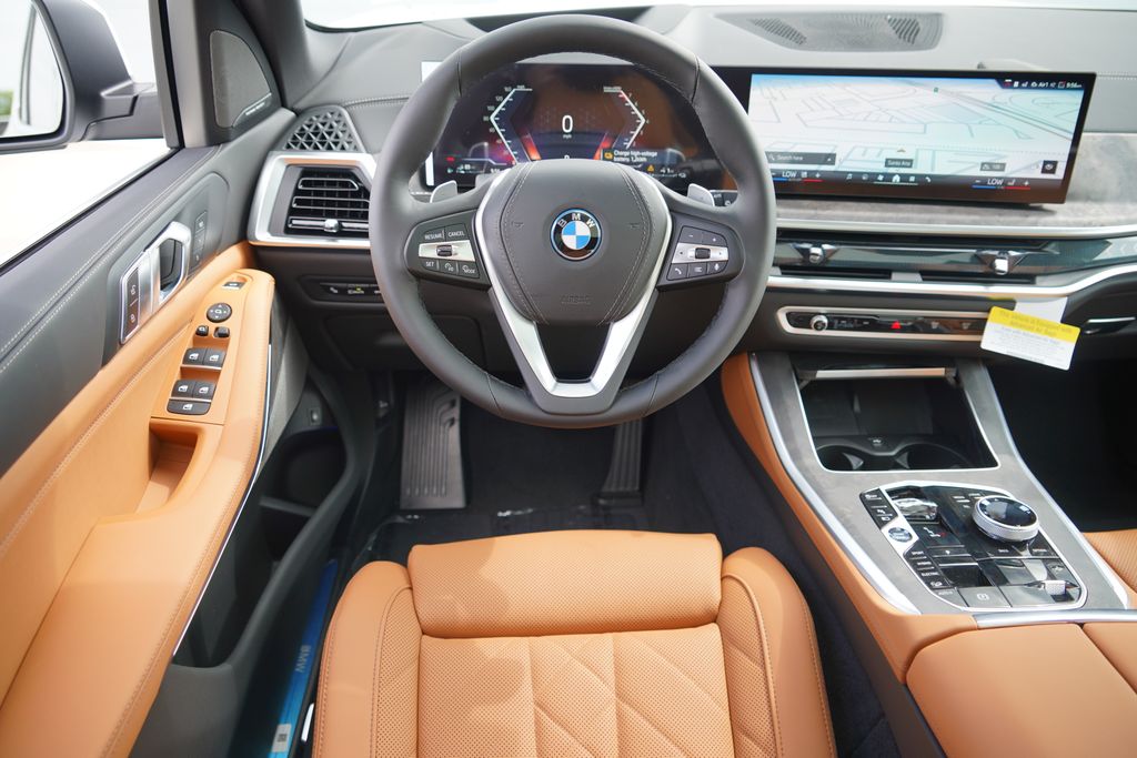 Thumbnail: 2026 BMW X5 - 15