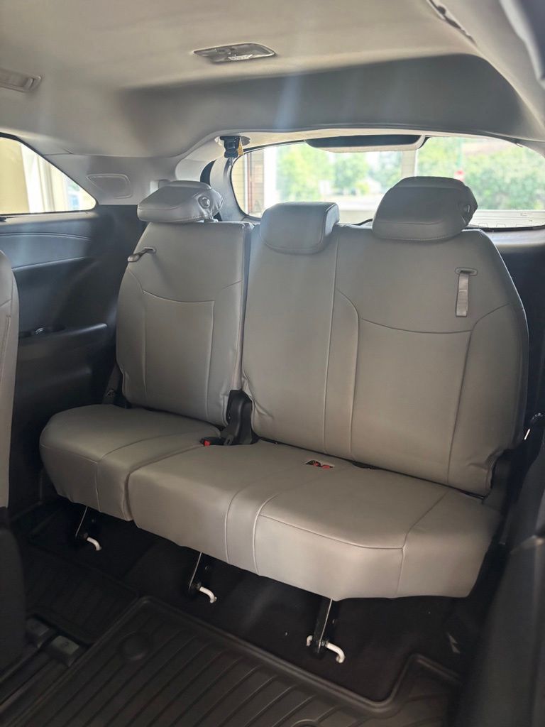 New 2026 Toyota Sienna Van