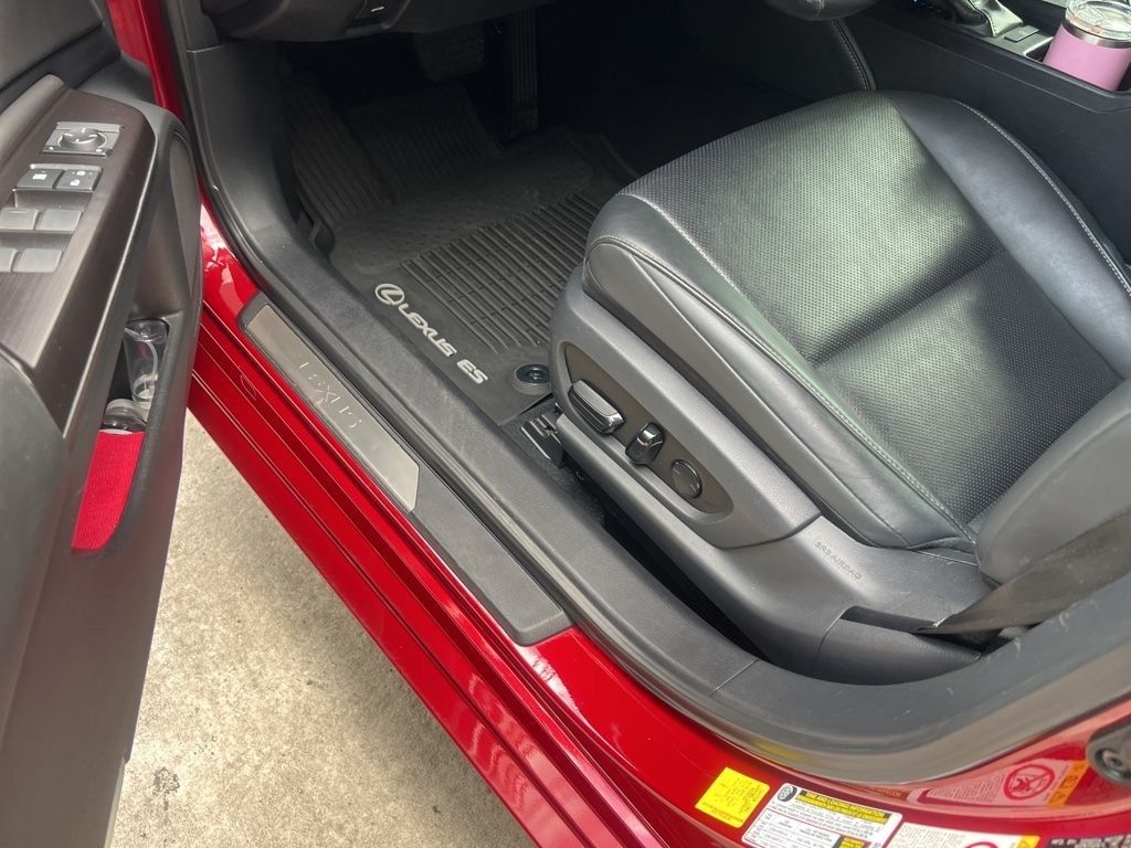 Used Car 2019 Lexus Es  350 For Sale Under $30,000 In San Juan, Puerto Rico