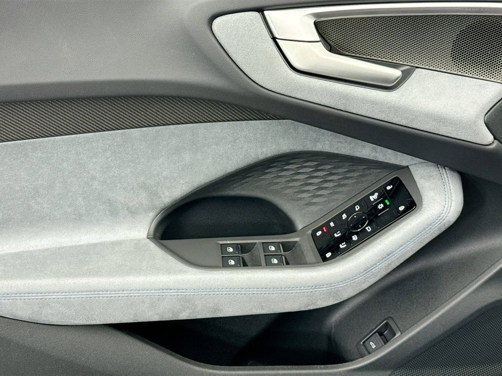 Thumbnail: 2025 Audi S5 - 22