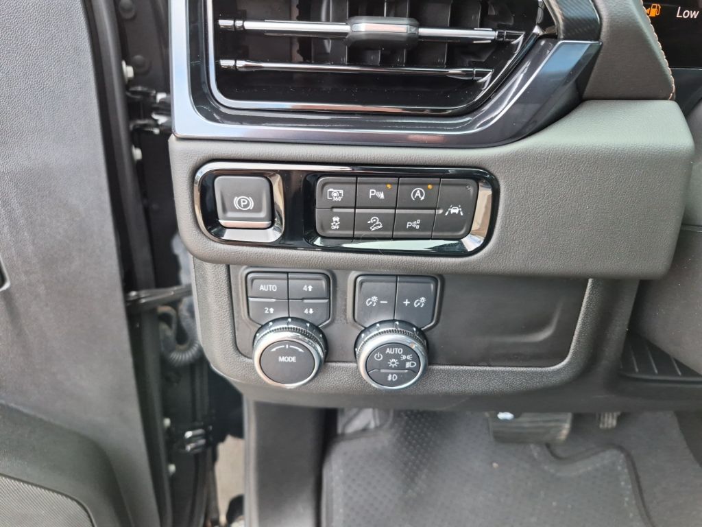 Used Car 2025 Gmc Yukon Xl  At4 For Sale Under $80,000 In Austin, Texas