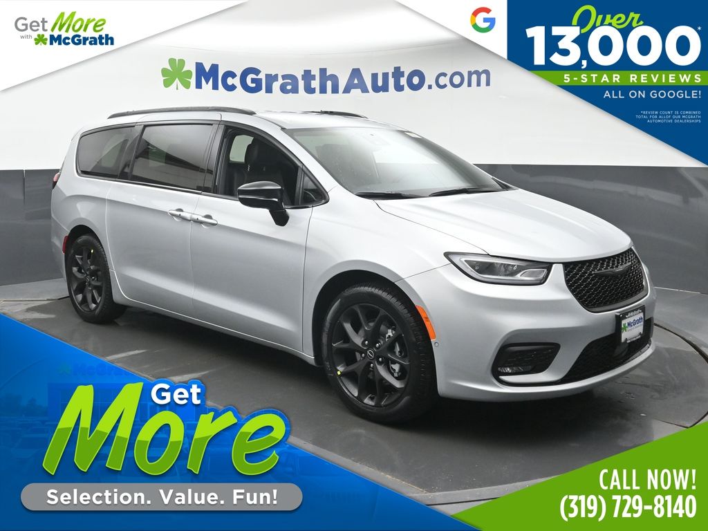 Silver Mist Clearcoat 2026 Chrysler Pacifica Select FWD Minivan Front-Wheel Drive 9-Speed Automatic