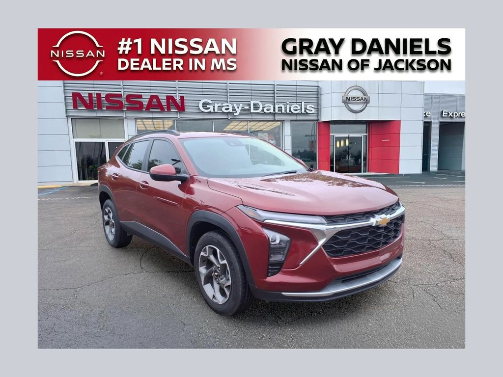 2024 Chevrolet Trax LT's photo