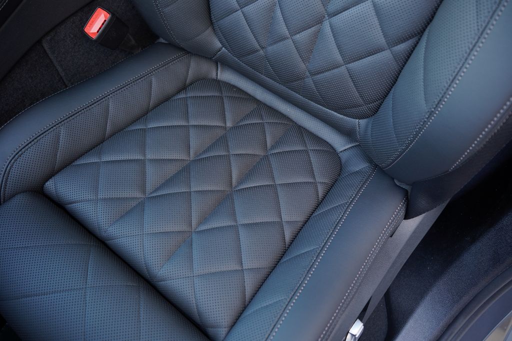 Thumbnail: 2026 BMW X6 - 12