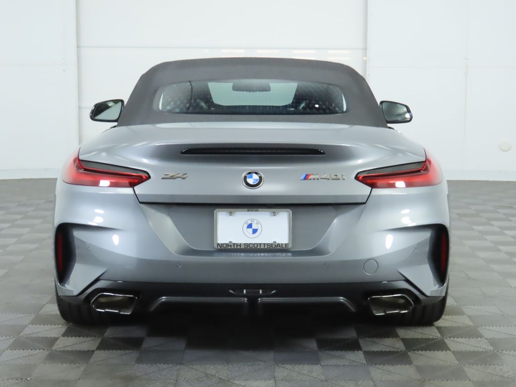 2025 BMW Z4 M40i 14