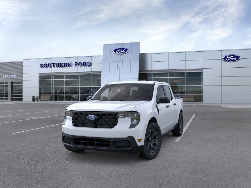 New 2026 White Ford XLT image 2