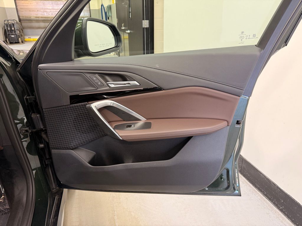 Thumbnail: 2025 BMW X1 - 27