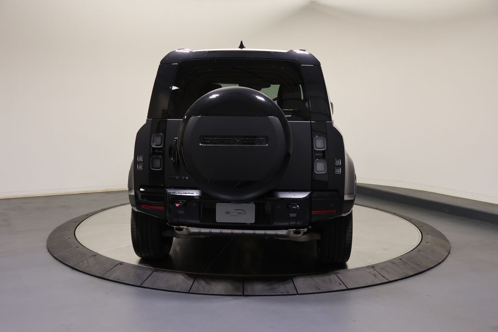 Thumbnail: 2026 Land Rover Defender - 4