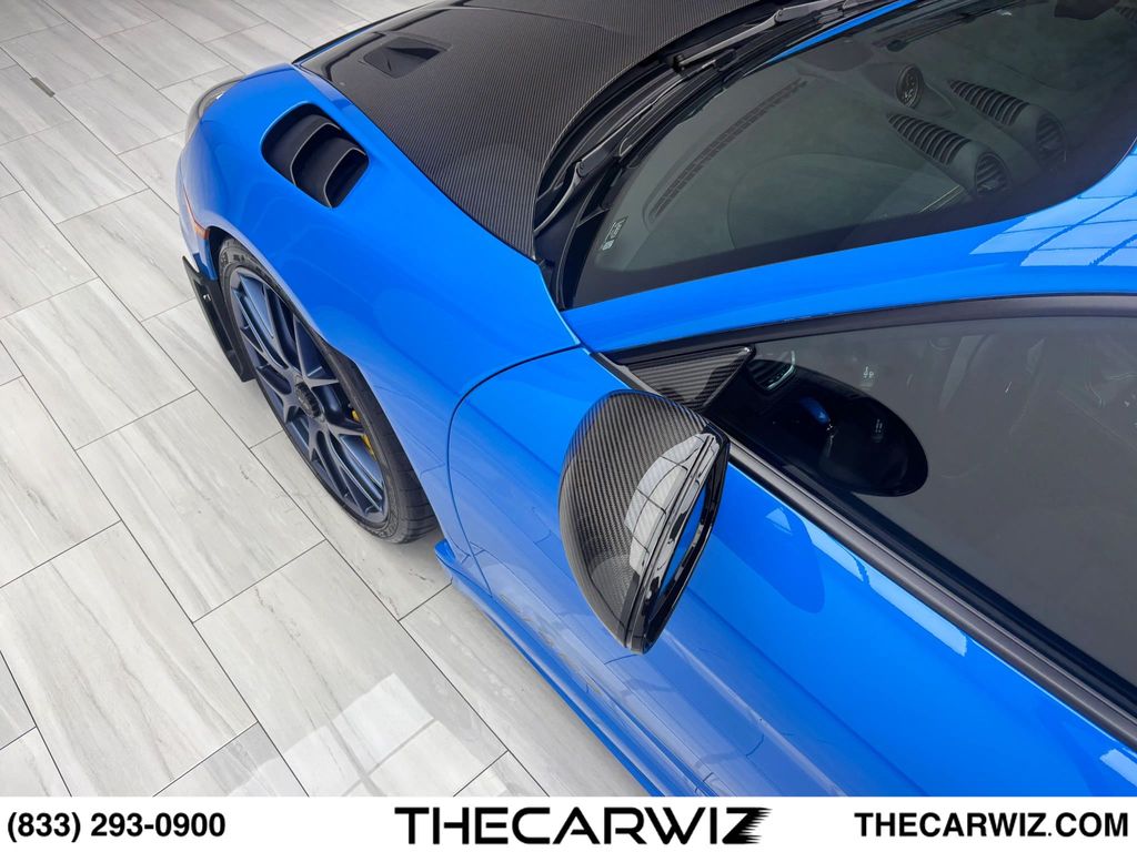 2023 Porsche 718 Cayman