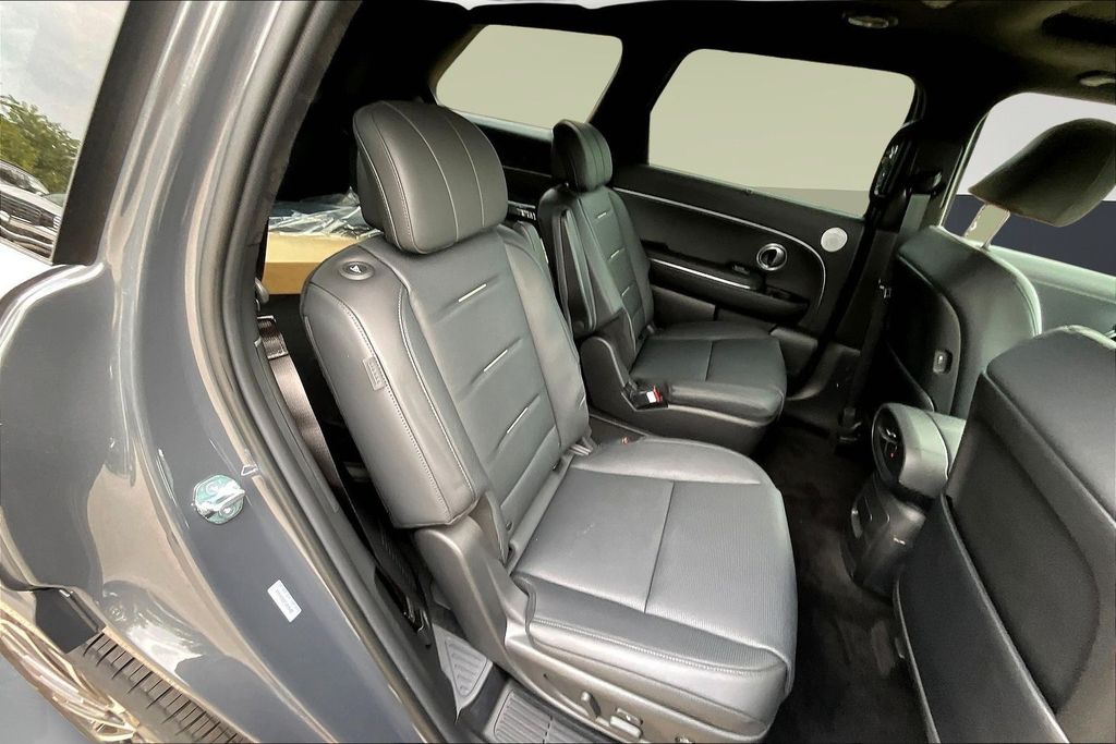 New 2026 Gray Hyundai Calligraphy image 9